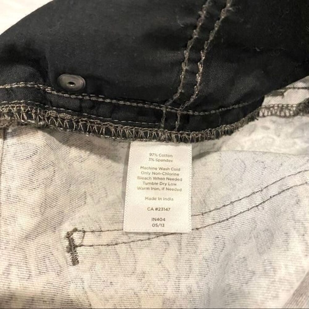 Talbots Signature Leopard Print Jeans Size 2 Gray Straight Leg Stretch Pants NWT - Picture 9 of 9